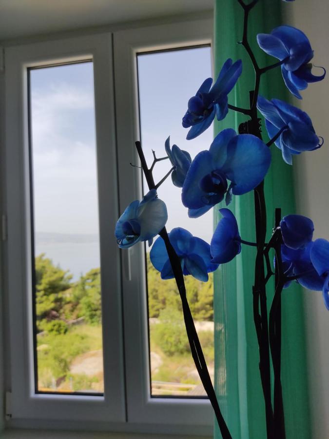 Apartment Ravnice Omis Bagian luar foto